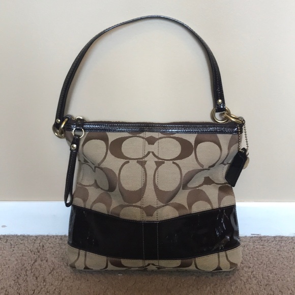Classic Coach Shoulder Bag - Picture 1 of 3